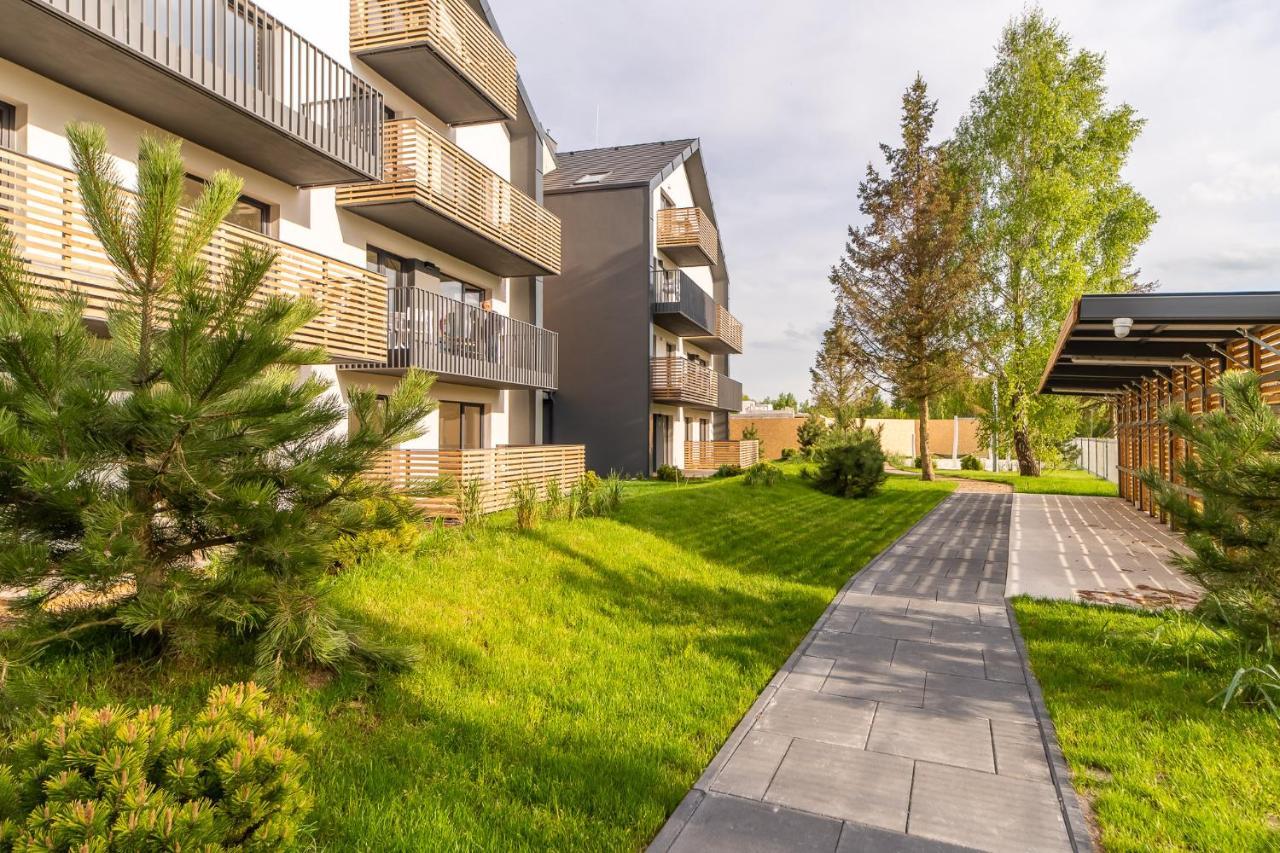 Apartament Oak Tree Surfingbird Дзьвіжино Екстер'єр фото